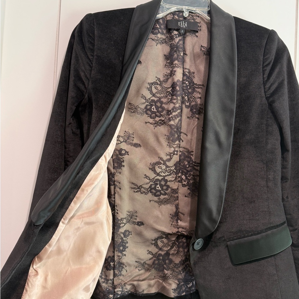 Tibi Black Velvet Blazer with Satin Lapel - Picture 3 of 8